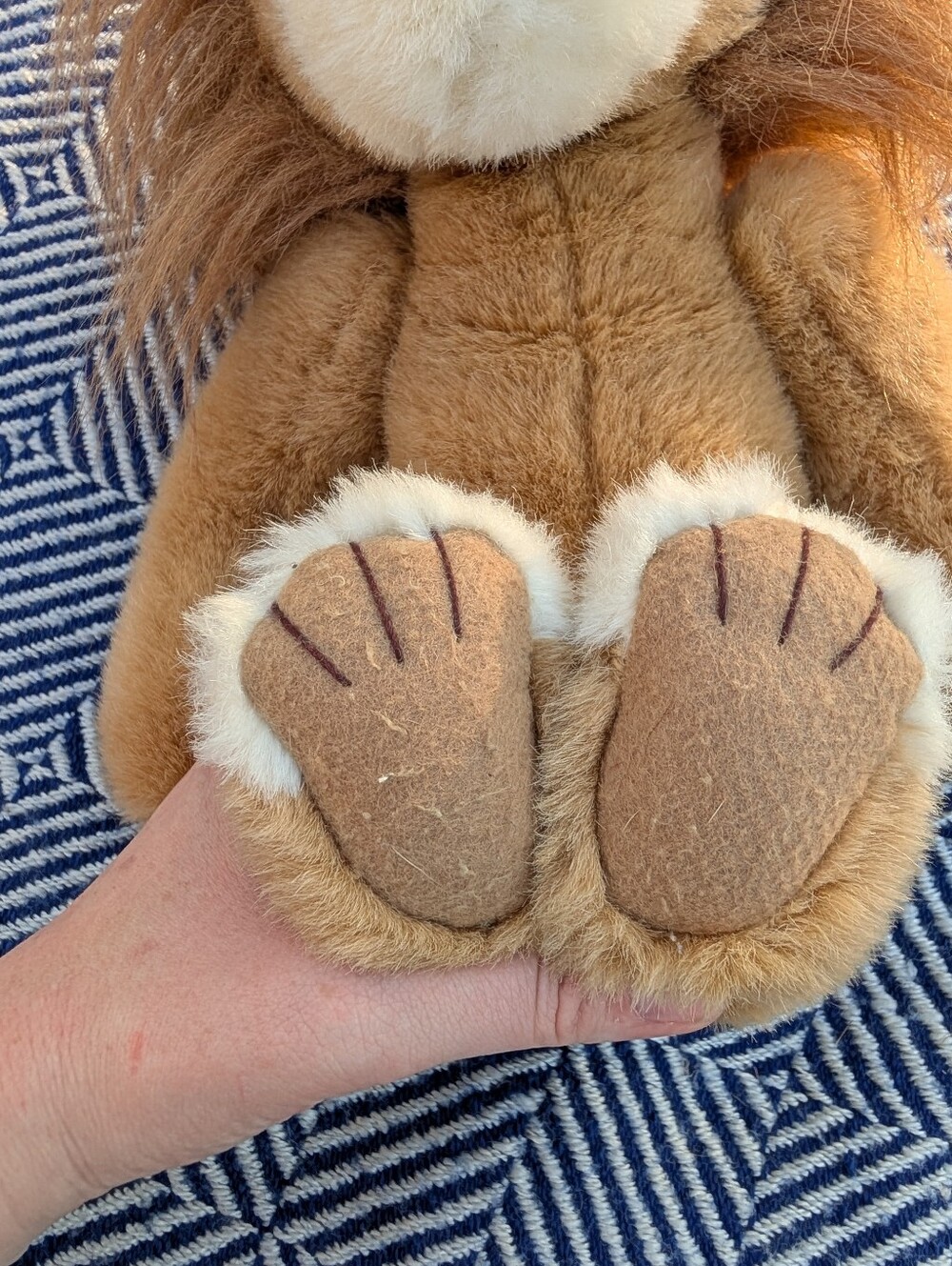 RUSS Berrie & Co. Vintage Heartcraft Collection SAFRAI Lion Plush - Picture 3 of 9